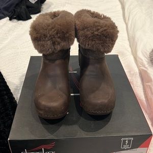 DANSKO BROWN BOOTS BARELY WORN